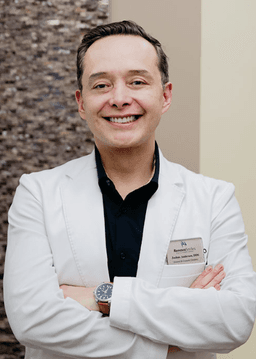Foto de Dr. Joshua A.